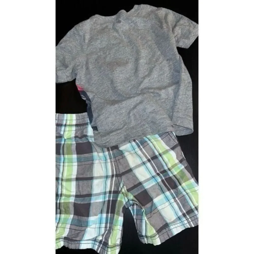 Children’s place tshirt and pants boys 2T grey